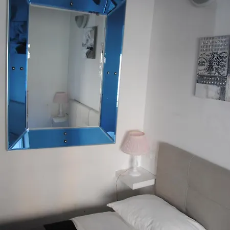 بيت ضيافة Deluxe Vatican روما