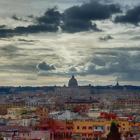 Deluxe Vatican بيت ضيافة روما
